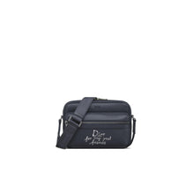 Men's Messenger