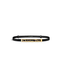 Women's Signature