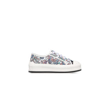 Women's Sneaker