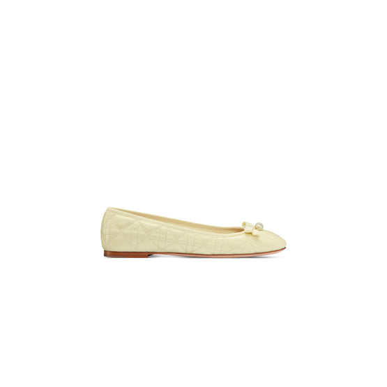 Women's Flat