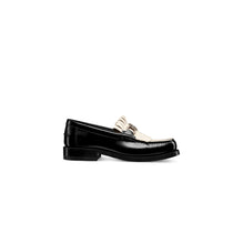 Women's Flat