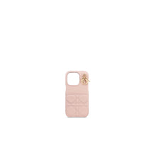 Women's Tech Holder
