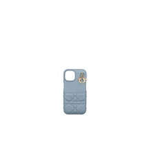 Women's Tech Holder